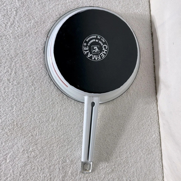 Vintage Chefmate Enamelware White Red Skillet Frying Pan - Picture 11 of 14